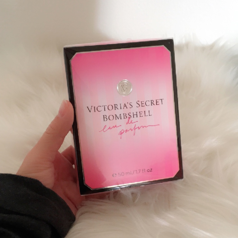 VS Bombshell on sale!!